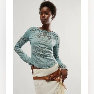NWT Free People wild roses top long sleeve size XS